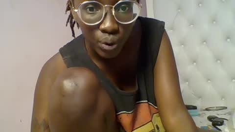 Novah girlie online show from 30, 5, 2026
