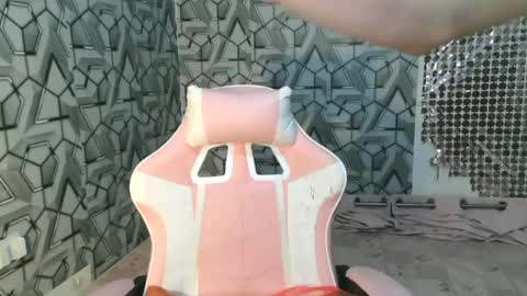 sydnyxox1 online show from 16, 6, 2026