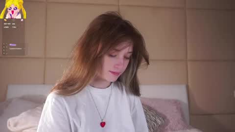 Snapshot of taitehambelton chatting on 29, 5, 2026 Mia online show from 29, 5, 2026