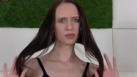 taraharriss online show from 19, 5, 2026