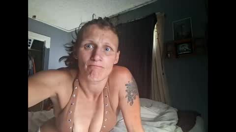 tastypeach6989 online show from 10, 6, 2026