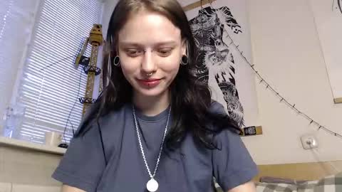 tata__goth_ online show from 11, 3, 2026