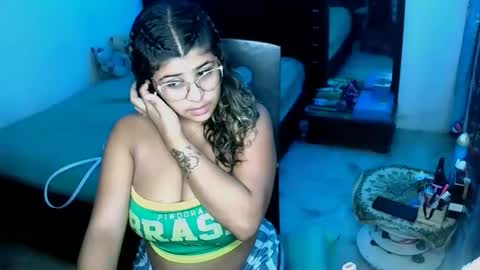 Snapshot of tatiana499 chatting on 7, 3, 2025 Tatiana online show from 7, 3, 2025