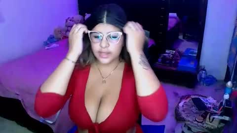 Snapshot of tatiana499 chatting on 9, 3, 2025 Tatiana online show from 9, 3, 2025
