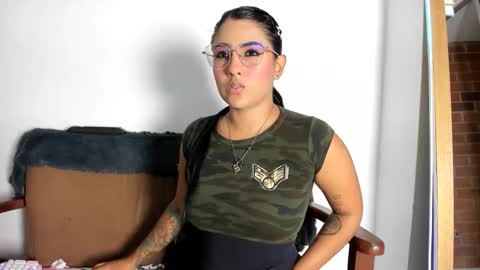 Snapshot of taty_gomez_ chatting on 28, 5, 2026 Tatiana Gomez online show from 28, 5, 2026