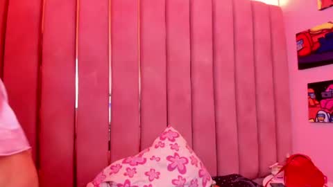 Snapshot of taylorbigass chatting on 22, 6, 2026 taylorbigass online show from 22, 6, 2026