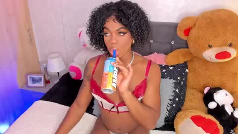 TAYSSA  ONLINE FROM 0630 PM - 1130 PM COLOMBIAN HOUR online show from 5, 6, 2026