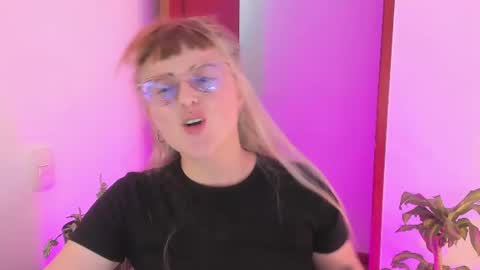 tekila__ online show from 25, 6, 2026
