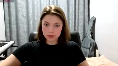 Anny Simpson online show from 19, 6, 2026