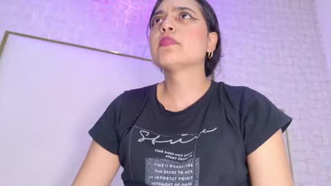 thalia888_ online show from 17, 5, 2026