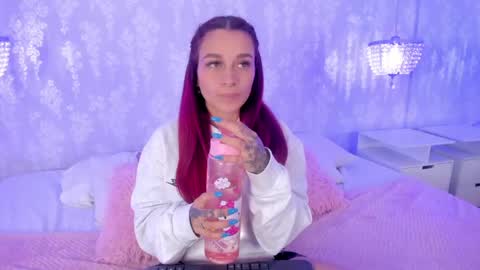 THALIRA ANGELS online show from 2, 6, 2026