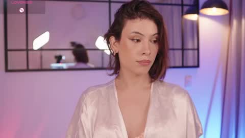 Thea online show from 15, 5, 2026