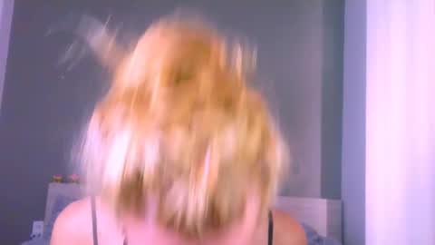 Snapshot of thedollxxxperience chatting on 9, 6, 2026 Yolanda online show from 9, 6, 2026