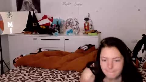 TheFarmergirl online show from 17, 6, 2026