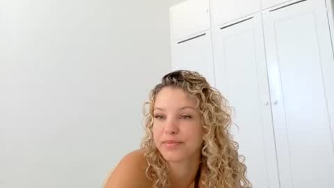 Lily Marie online show from 14, 6, 2026