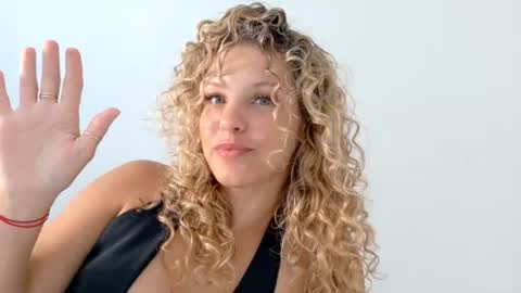 Lily Marie online show from 16, 6, 2026