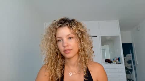 Lily Marie online show from 24, 6, 2026