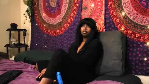 Snapshot of thekrisisingomorrah chatting on 24, 10, 2025 thekrisisingomorrah online show from 24, 10, 2025