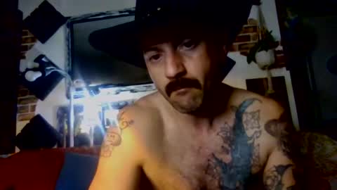 Snapshot of therealmattyice chatting on 11, 6, 2026 therealmattyice online show from 11, 6, 2026