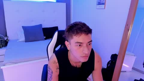Thiago  online show from 20, 4, 2026