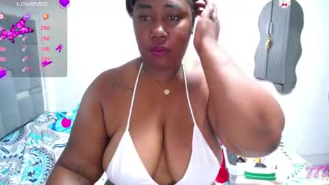 XIOMARA  online show from 19, 6, 2026