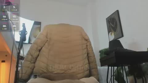 Snapshot of thom_ohtani chatting on 26, 5, 2026 thom_ohtani online show from 26, 5, 2026