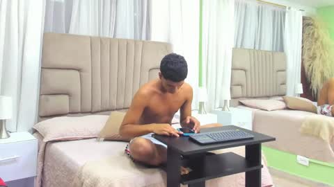 Thomas Valkov online show from 10, 5, 2026