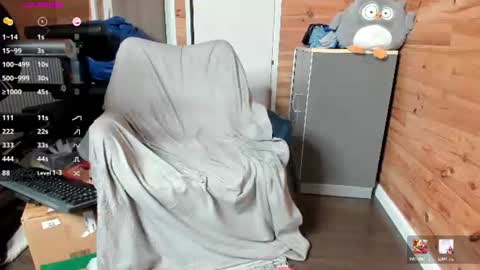 Snapshot of thyleo chatting on 16, 6, 2026 bigsshark online show from 16, 6, 2026