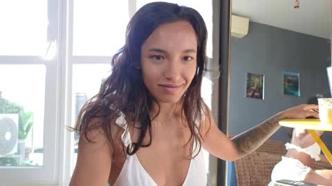 tia_j online show from 23, 5, 2026