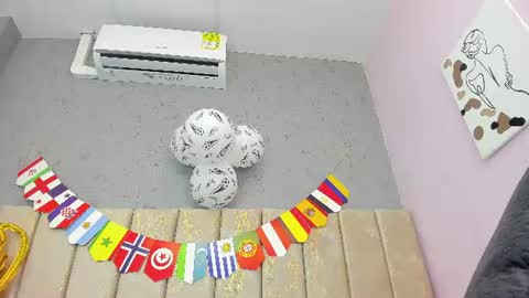 tiffany_mendez online show from 16, 6, 2026