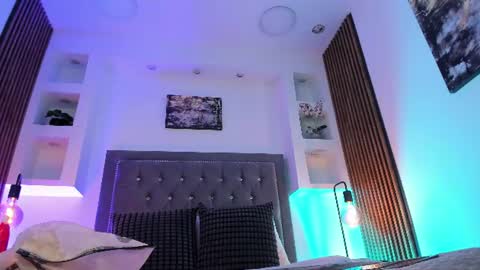Timothy 21 years old online show from 15, 6, 2026