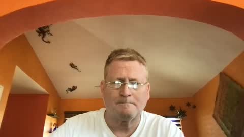 Hola online show from 11, 3, 2025