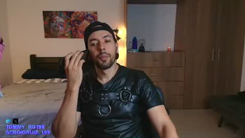 tommy_raym0ndg online show from 17, 6, 2026