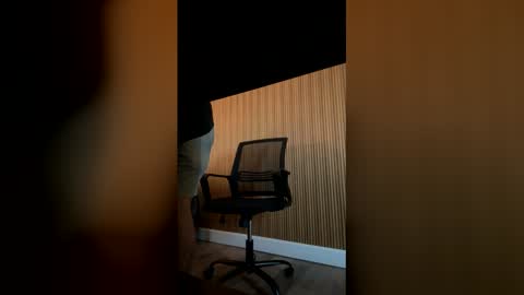 Tommybangzz online show from 8, 6, 2026