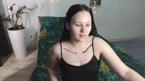 Snapshot of tori_sweet_tori chatting on 5, 6, 2026 Tori online show from 5, 6, 2026
