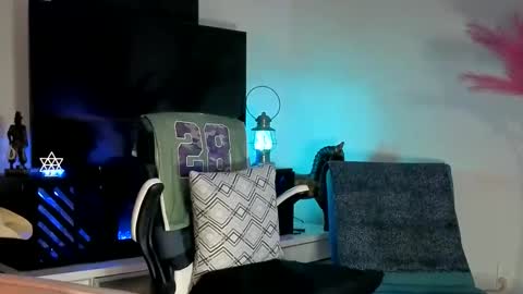 Town online show from 8, 6, 2026