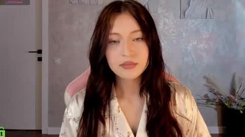 tracey_gill online show from 22, 5, 2026