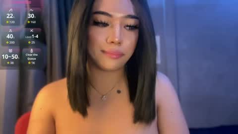 trexie_fucks15 online show from 17, 6, 2026