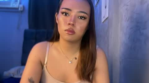trexie_fucks15 online show from 18, 6, 2026