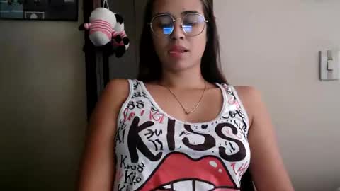 triana_bell online show from 11, 6, 2026