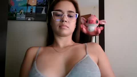 triana_bell online show from 18, 6, 2026