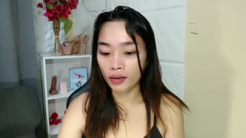 tricia_slut online show from 22, 6, 2026