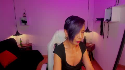 trinityy__ online show from 8, 6, 2026