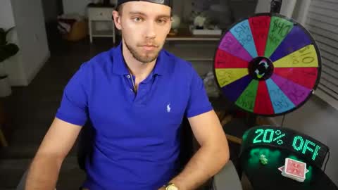 Snapshot of troy_greenxo chatting on 30, 5, 2026 Troy Green online show from 30, 5, 2026
