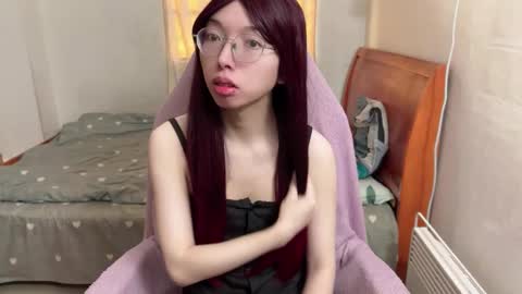 lili online show from 30, 10, 2025