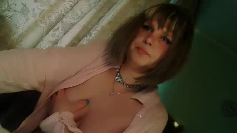 Snapshot of tspostophere chatting on 18, 6, 2026 Annika online show from 18, 6, 2026