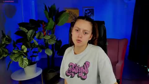 tunaholli online show from 13, 6, 2026