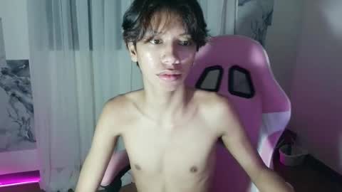 Snapshot of twink_sunny chatting on 21, 7, 2026 sunny online show from 21, 7, 2026