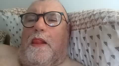 twohats2810 online show from 4, 7, 2026