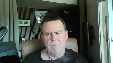 Small dick uncut but extremely wet online show from 22, 5, 2026